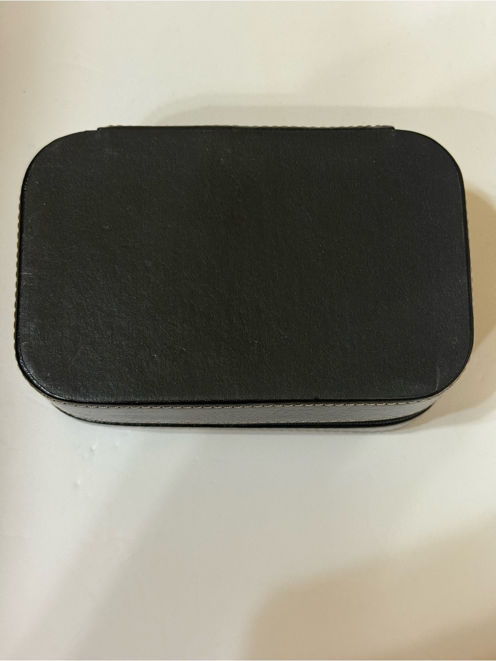 Fossil Genuine Leather Travel Jewelry Case - Picture 2 of 10